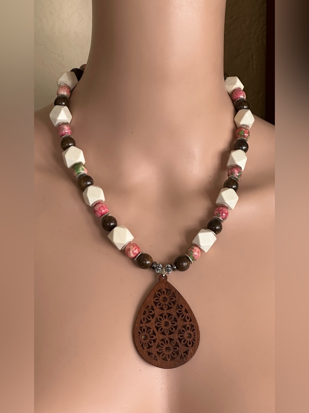 Carved Teardrop Pendant Necklace with White Geometric and Pink Accent Beads